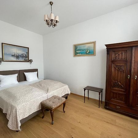 Villa Musik - Historical Apartments In Baden bei Wien Zewnętrze zdjęcie
