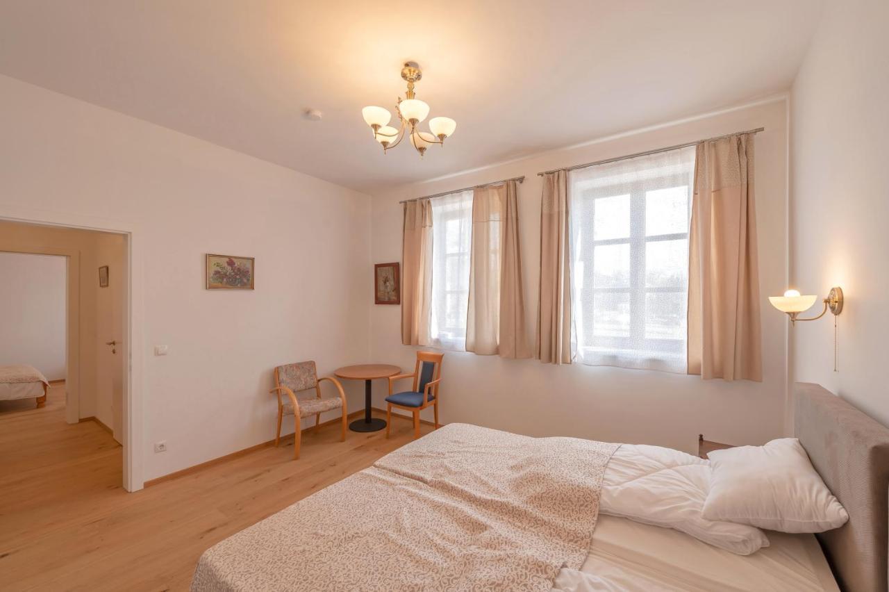 Villa Musik - Historical Apartments In Baden bei Wien Zewnętrze zdjęcie