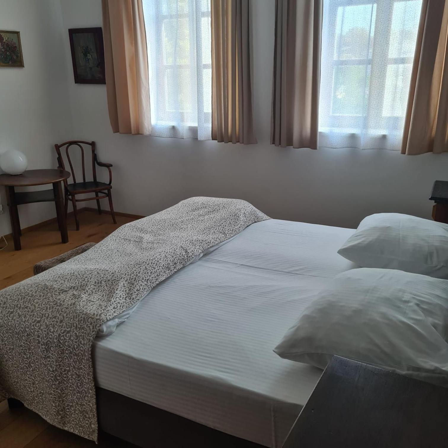 Villa Musik - Historical Apartments In Baden bei Wien Zewnętrze zdjęcie